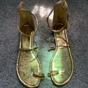 Gold metallic toe loop sandals